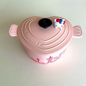 Hello Kitty Le Creuset Container
